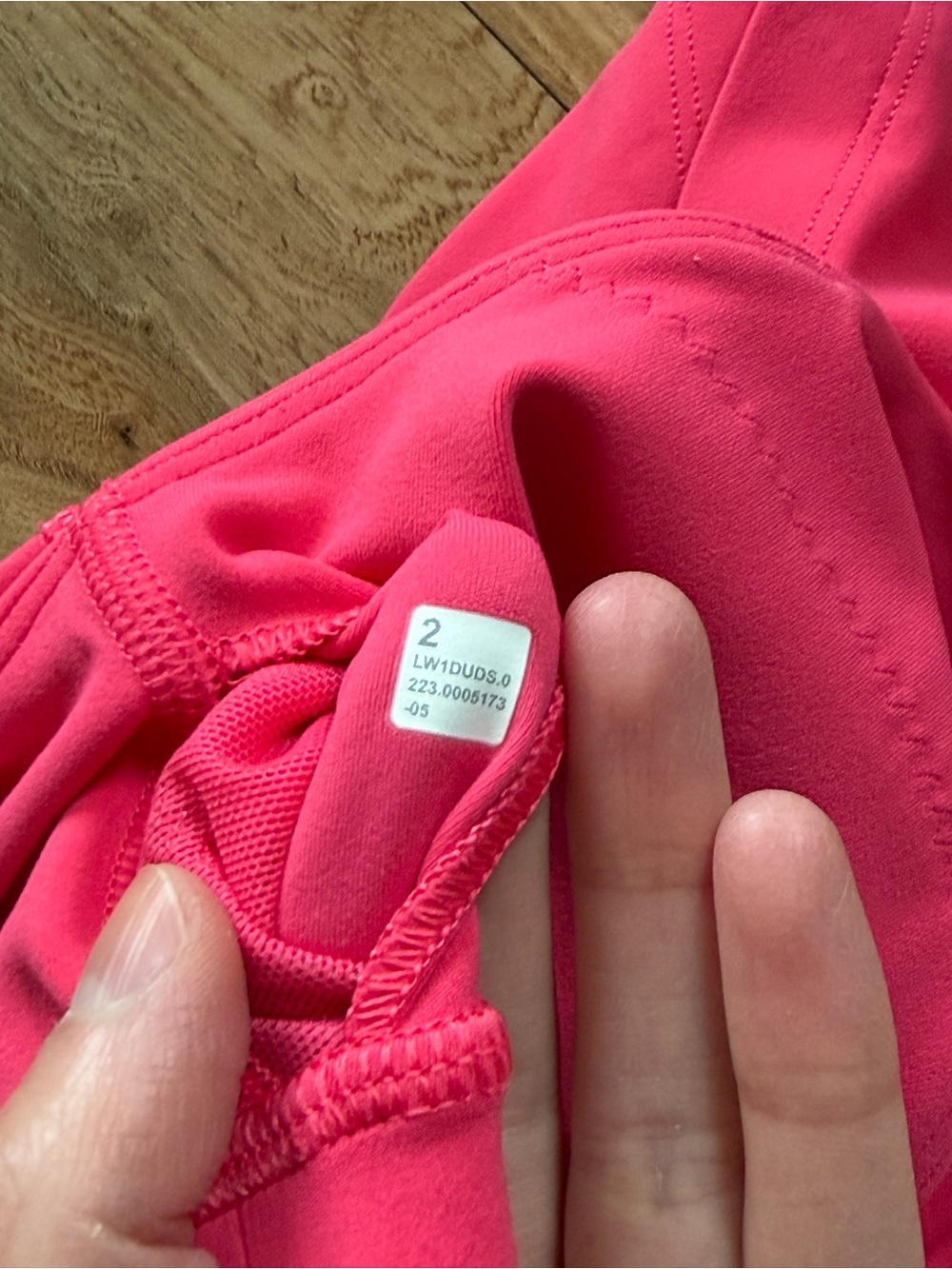 Lululemon Align top in sonic pink - Picture 3 of 4
